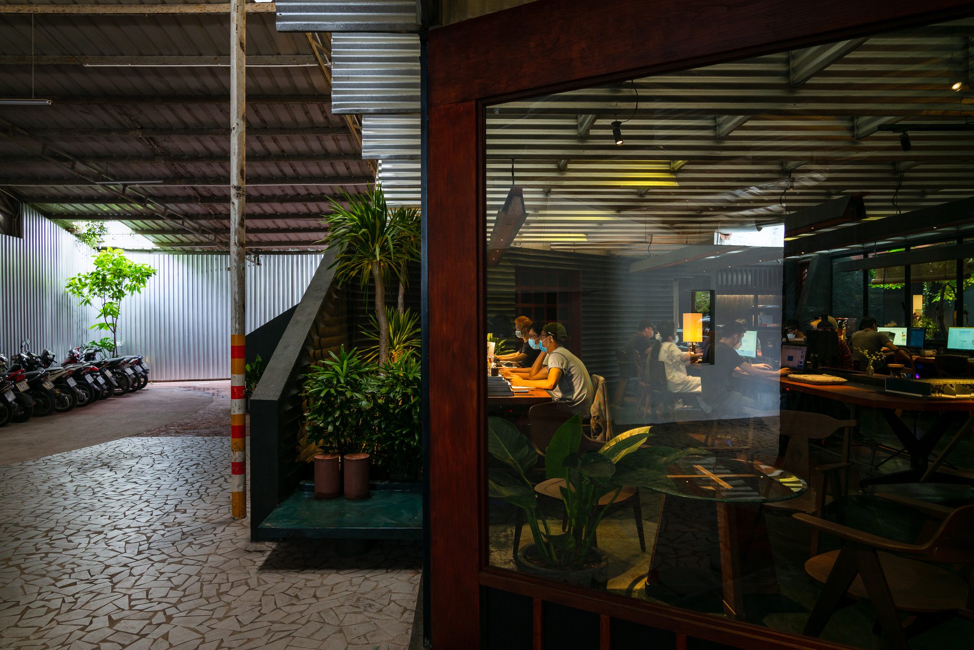 Office of tho.A