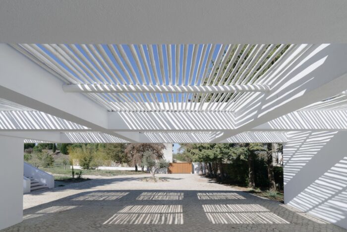 © Richard John Seymour2