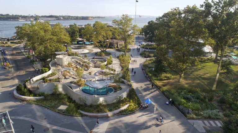 Battery Playscape | BKSK Architects + Starr Whitehouse Landscape Architects and Planners