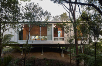Bush Block House