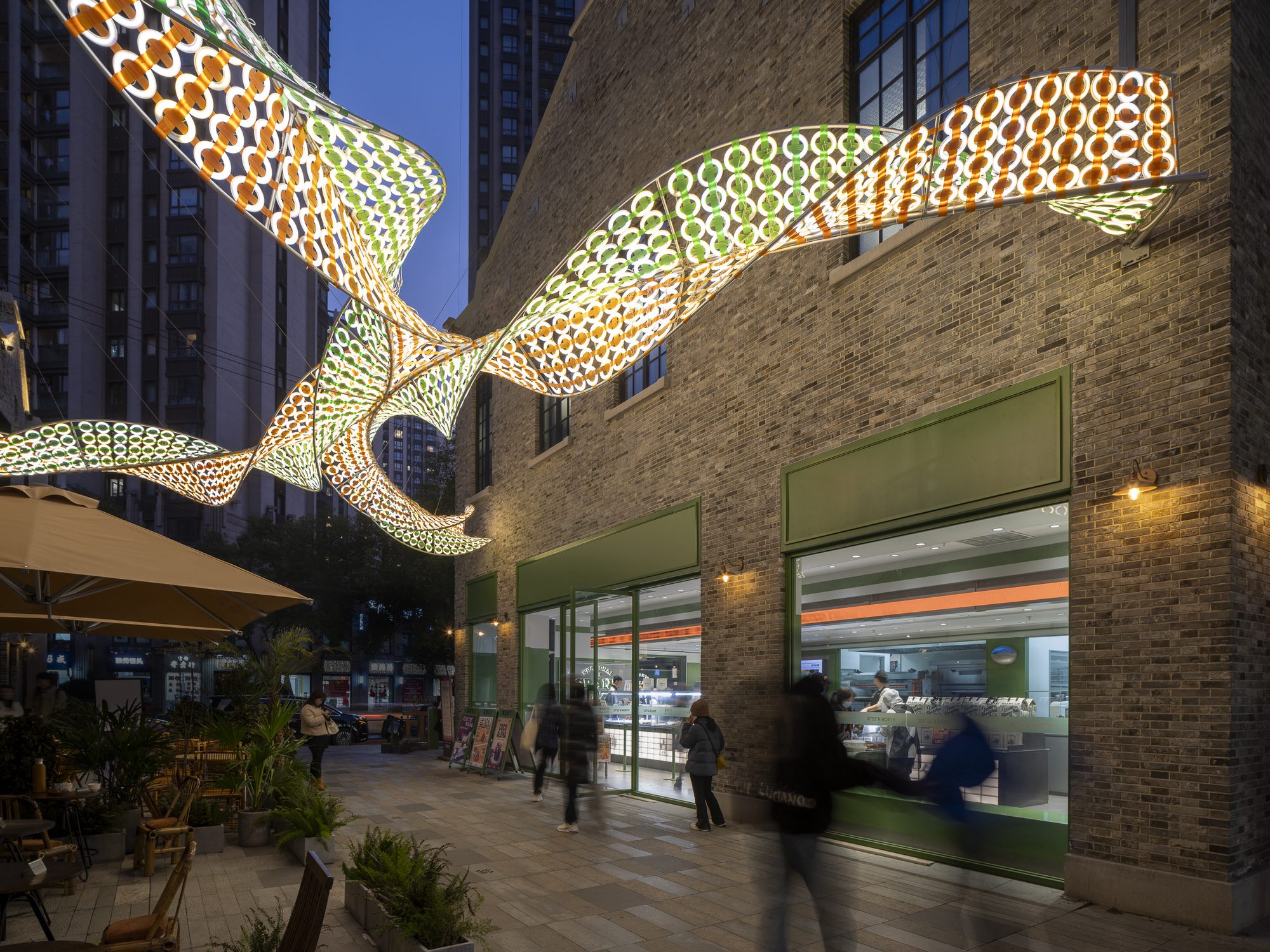 the Weaving Double Helix,