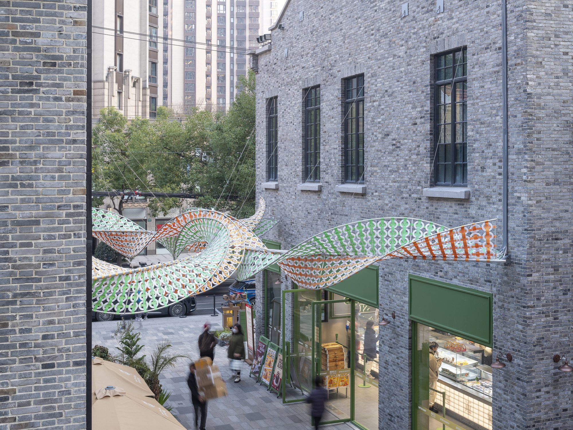 the Weaving Double Helix,