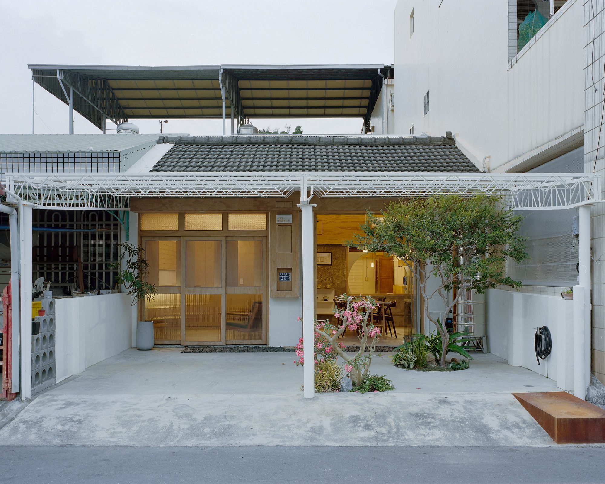 Half Day House