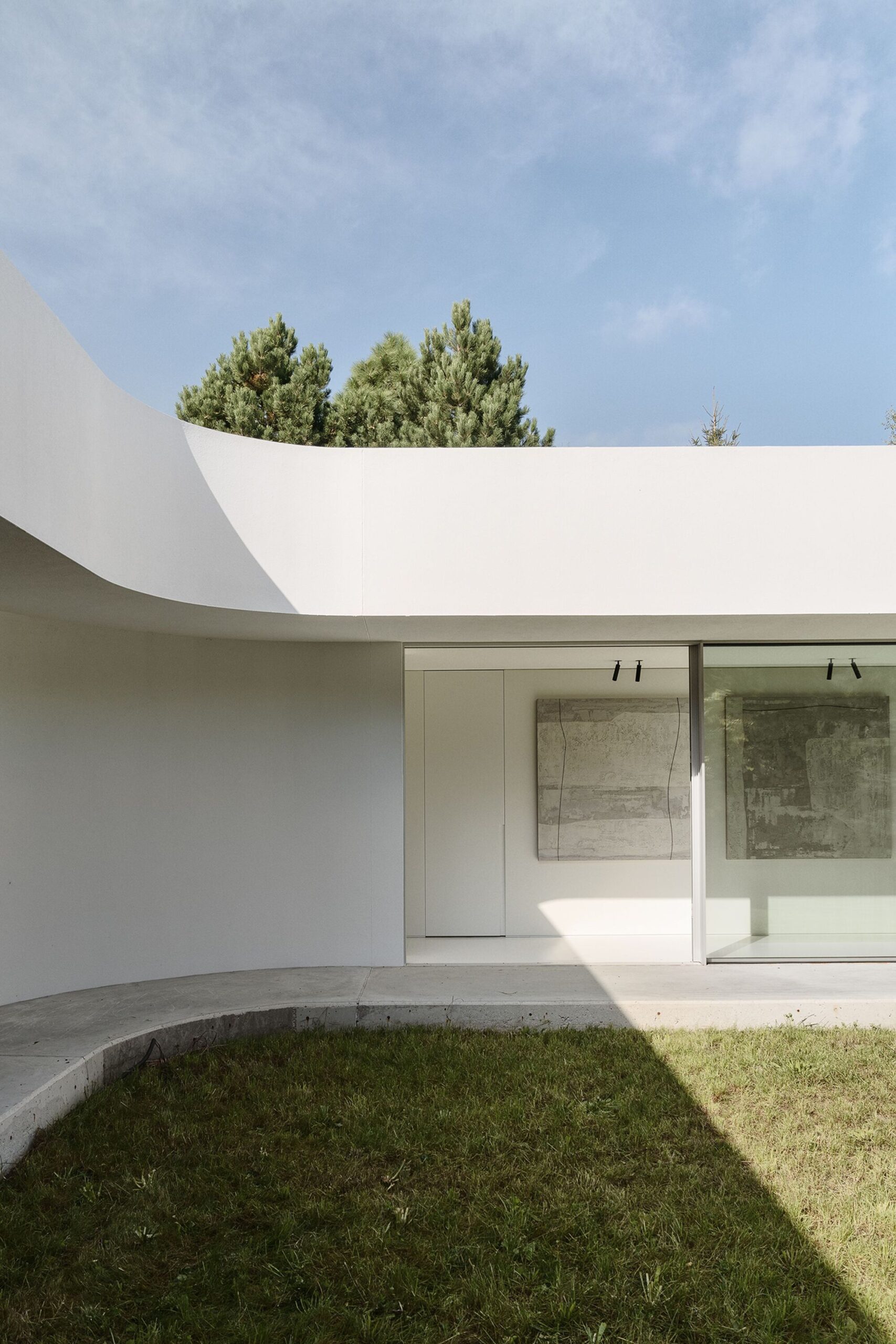 S House