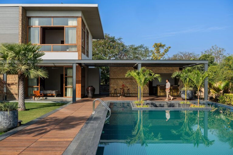 Nirmay Villa | The Grid Architects
