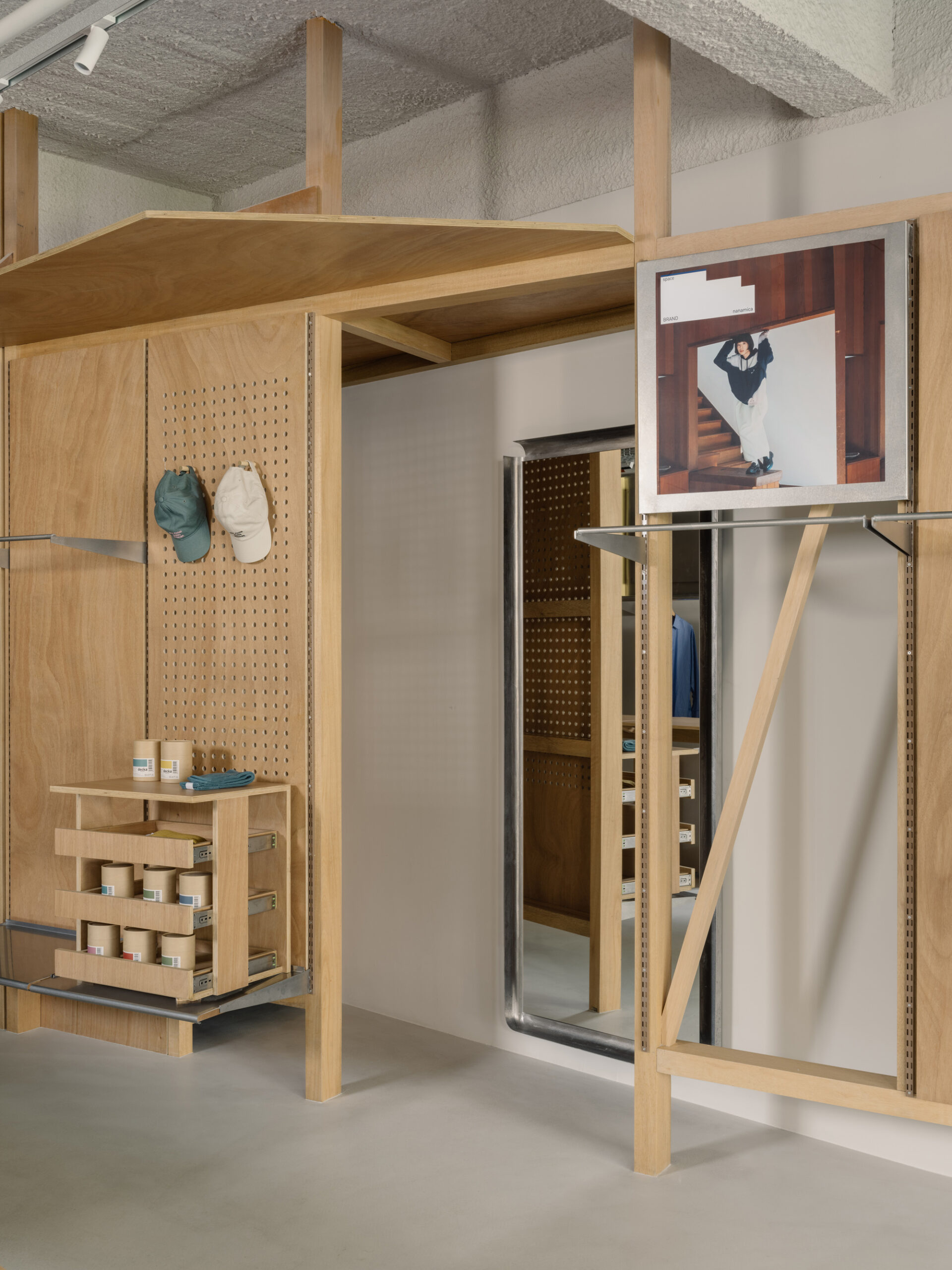 Element Store