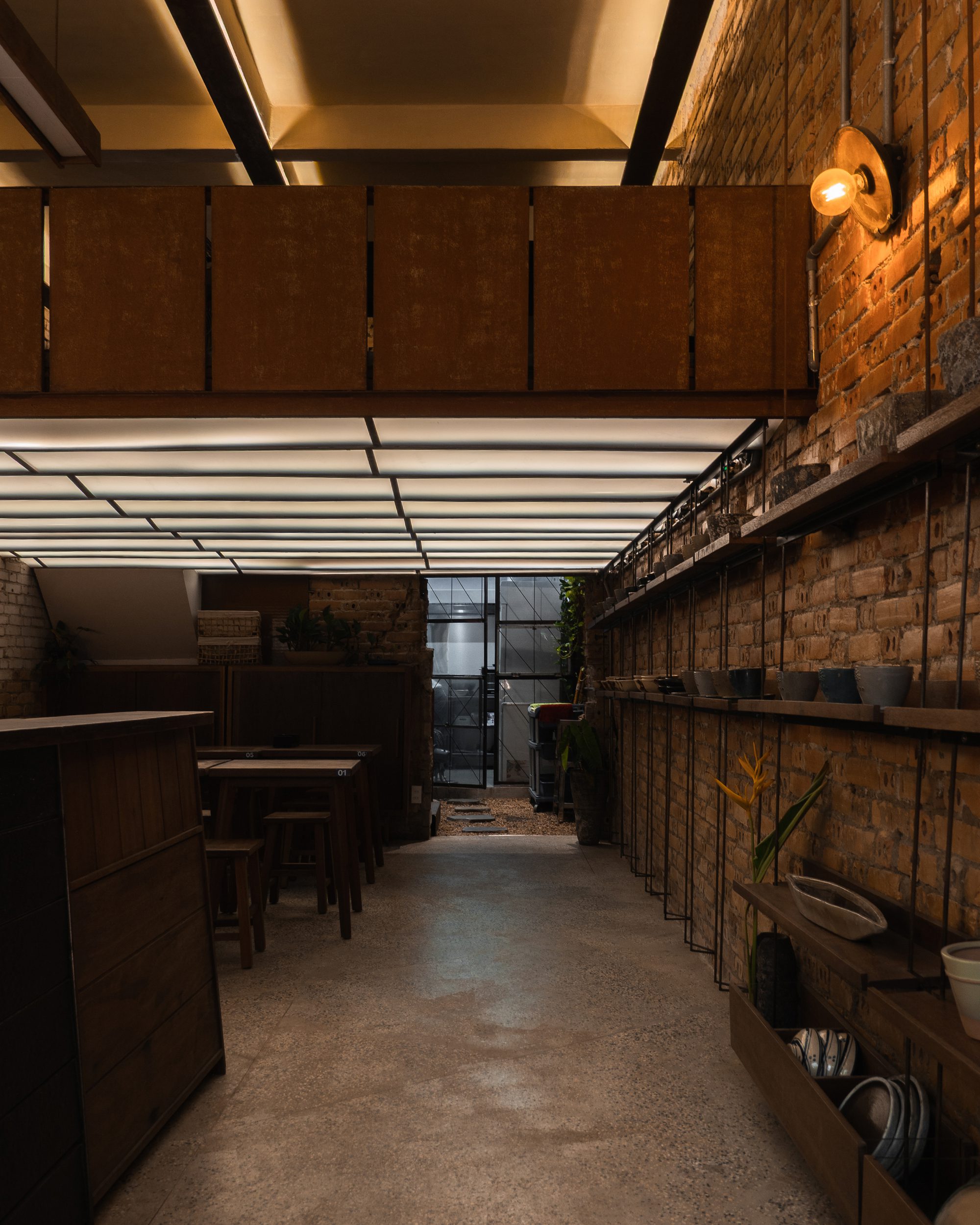 O Plant-based Ton That Dam Cafe Restaurant