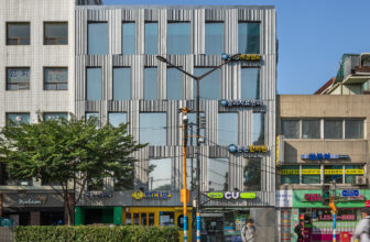 Giwa Building