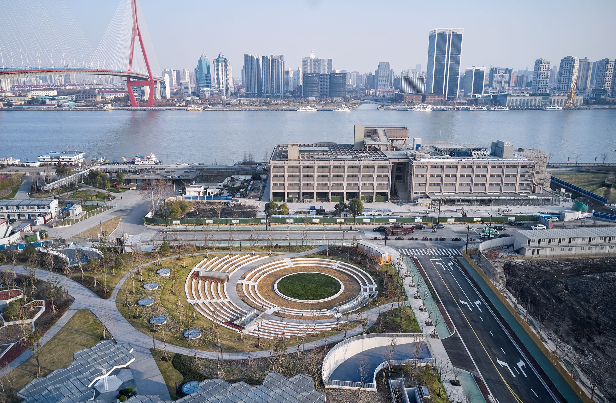 Yangpu Bridge Public Space and Integrated Environment