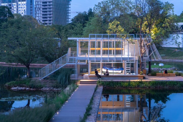 Lakeside Retail Space CPI W-18b | YIIIE Architects