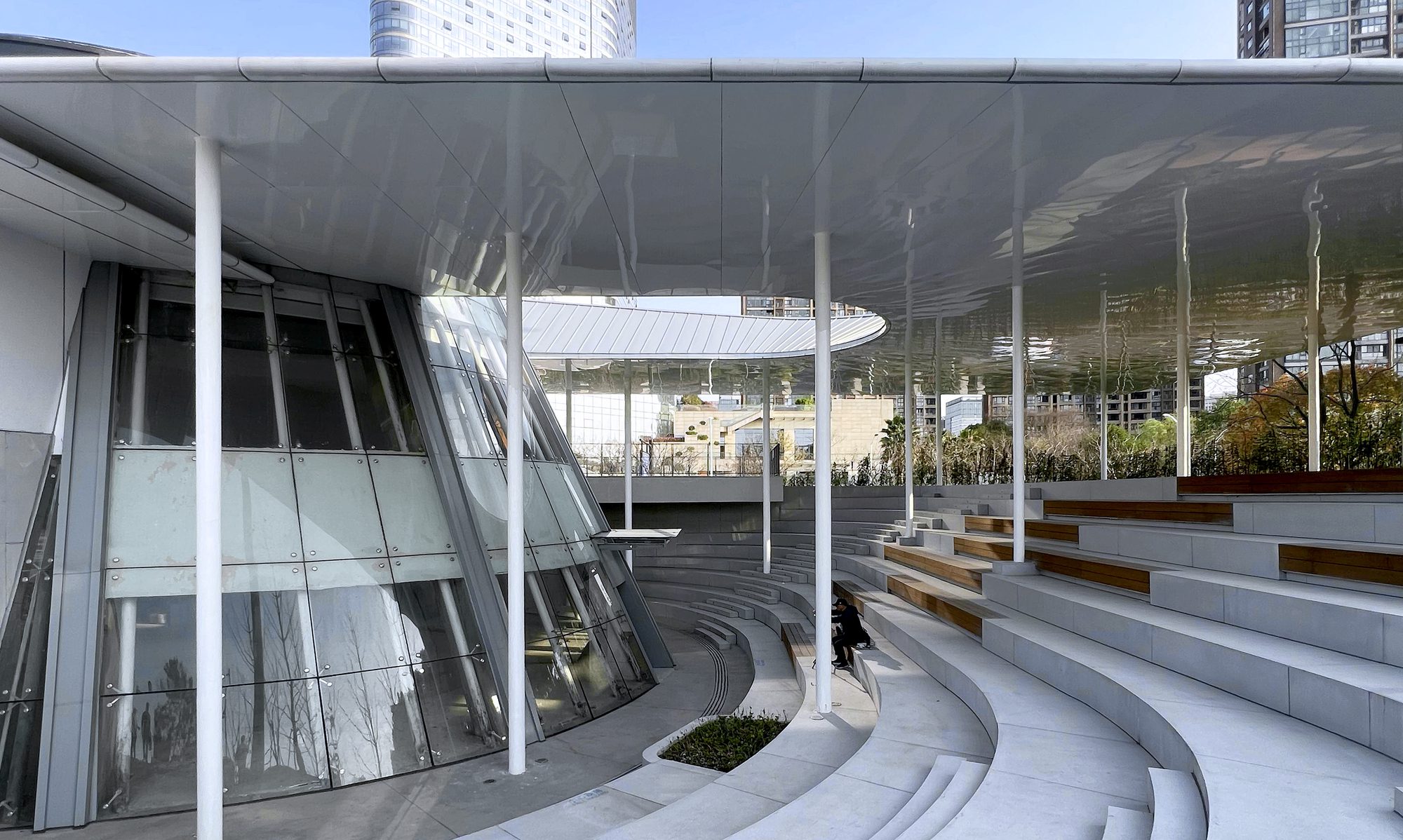 The Jianshi Station & the Tingyun Station