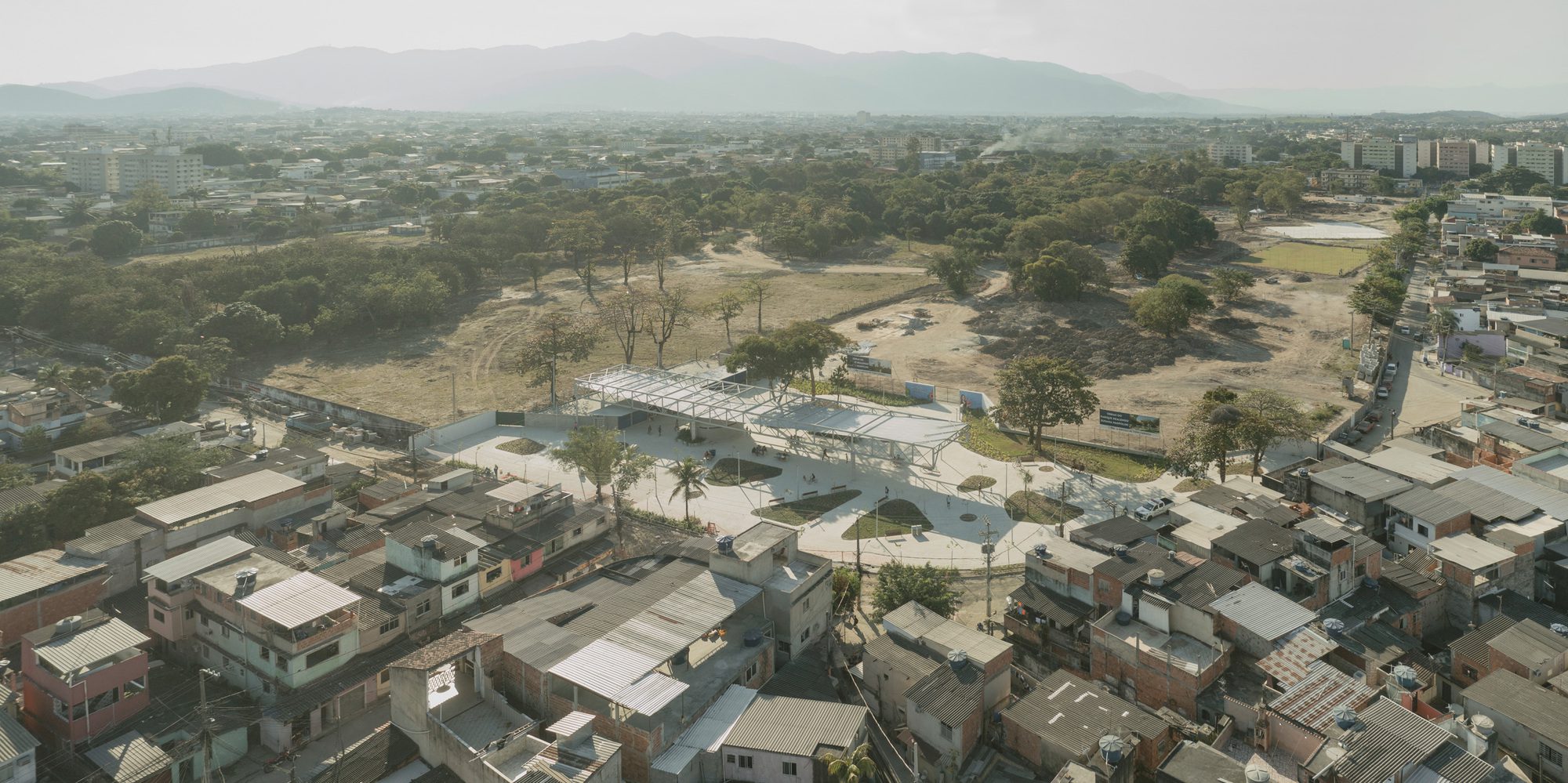 Realengo Park Market Square