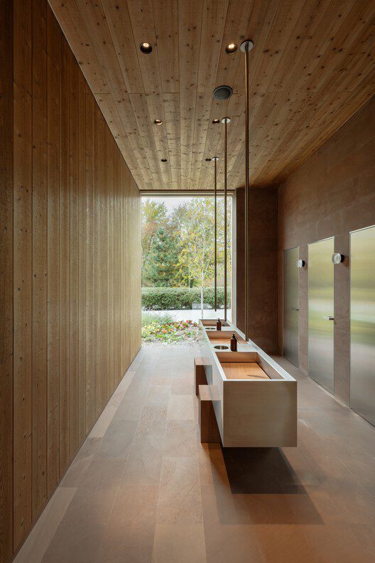 Farm Table Restaurant