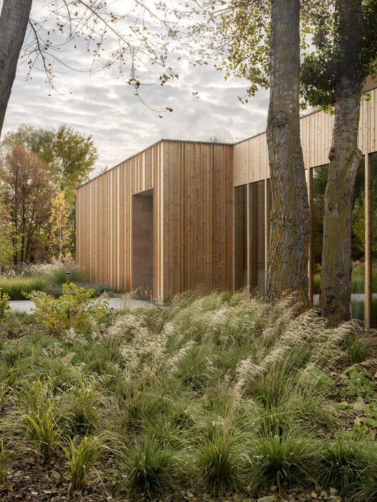 Farm Table Restaurant