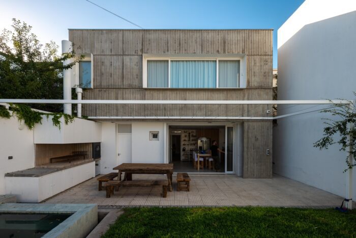 Articulated Boxes House Refurbishment | Paralelo Colectivo