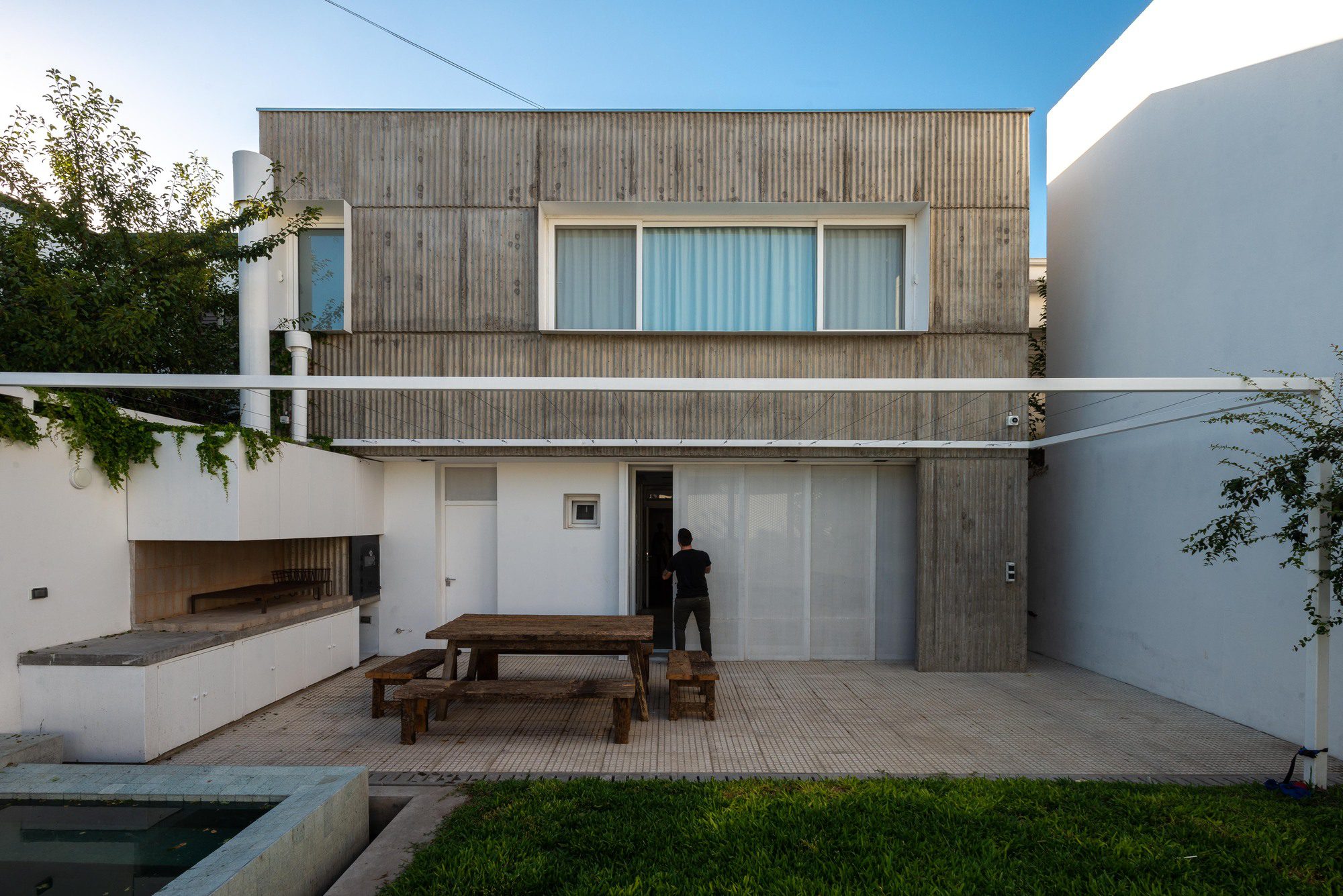 Articulated Boxes House Refurbishment