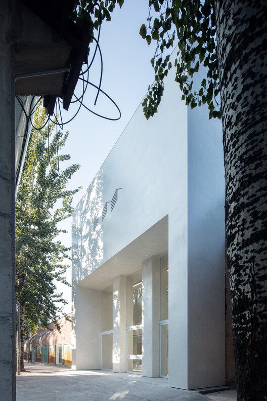 Hive Center for Contemporary Art