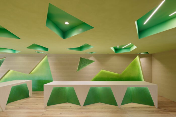 Kakushin Office/Resonance of Green Kakushin Office/Resonance of Green