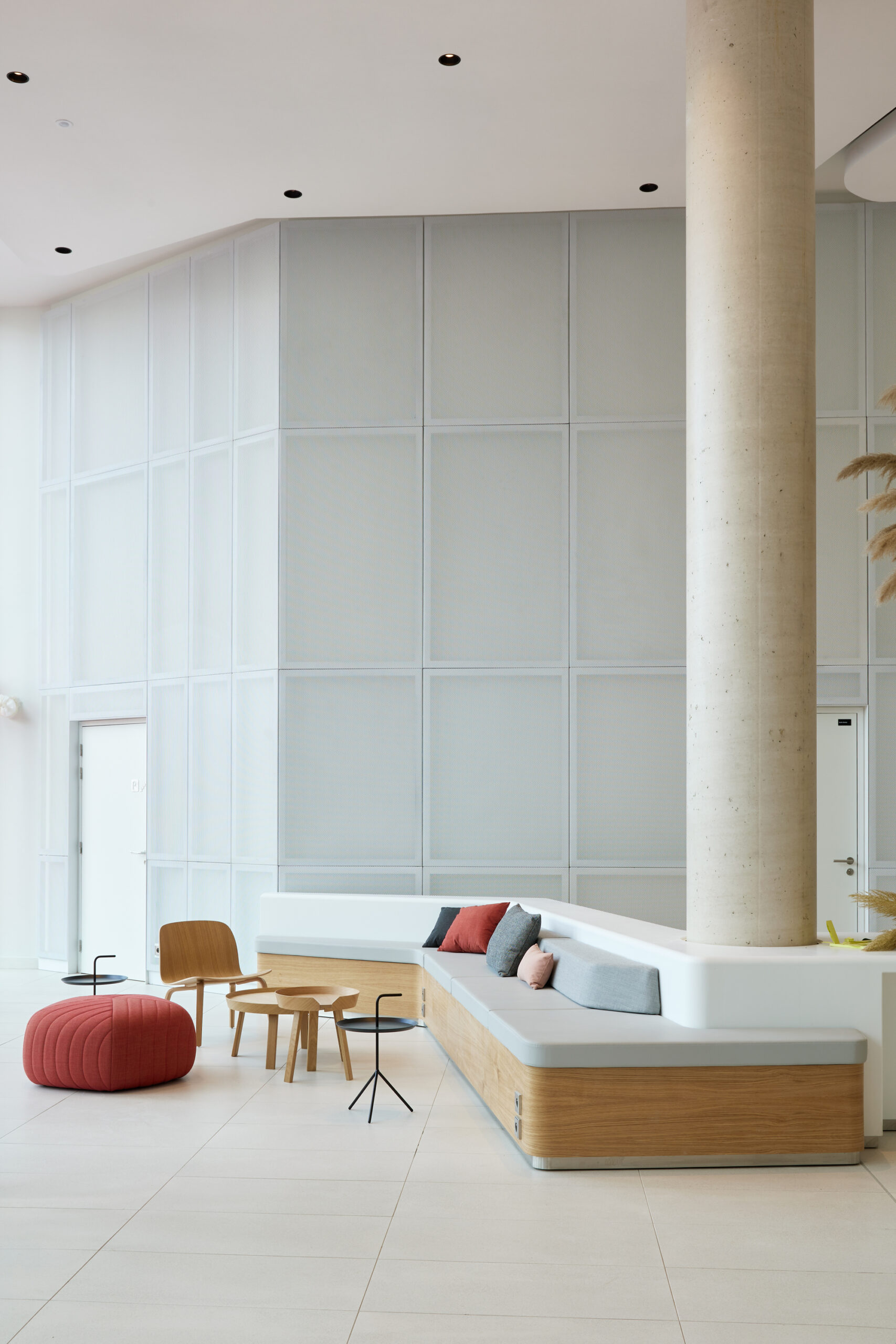 185 Avenue Charles de Gaulle