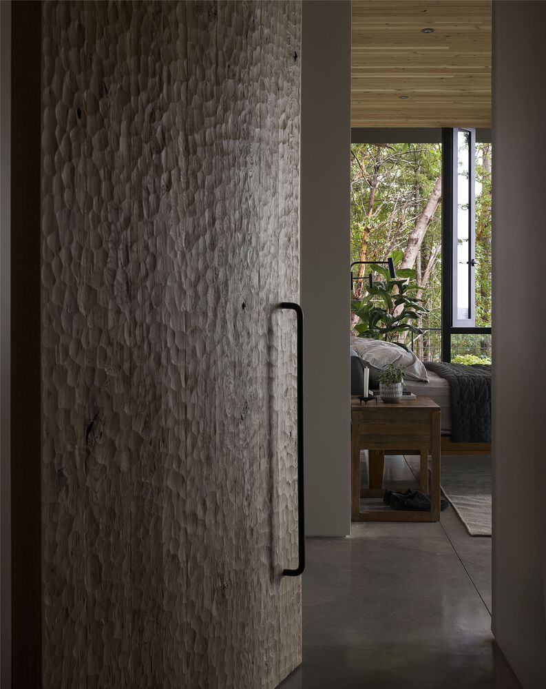 Longbranch Residence