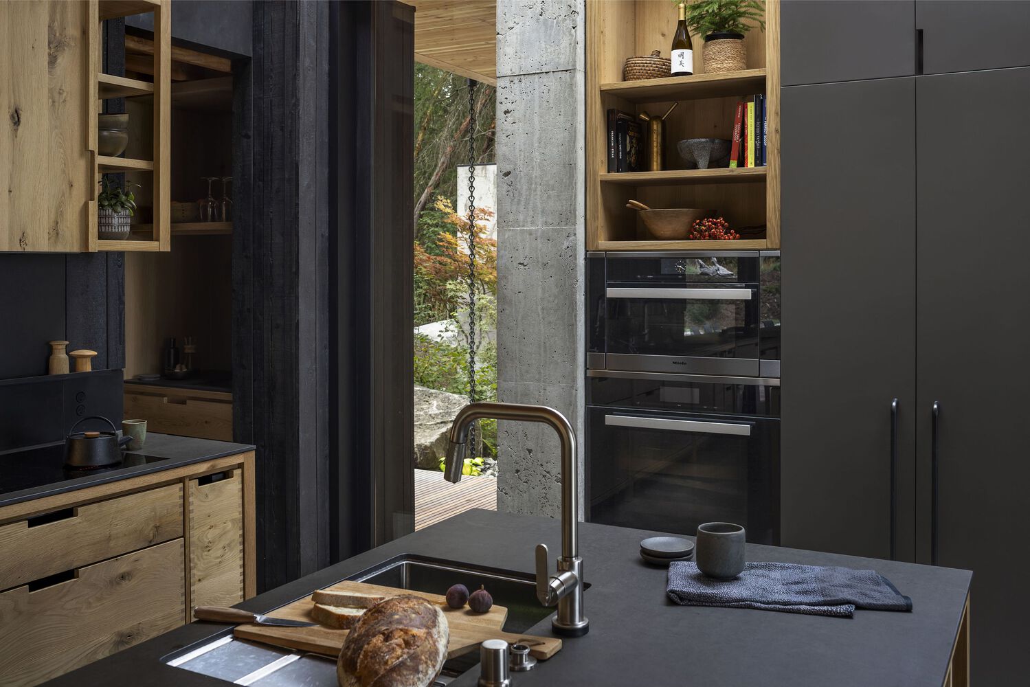 Longbranch Residence