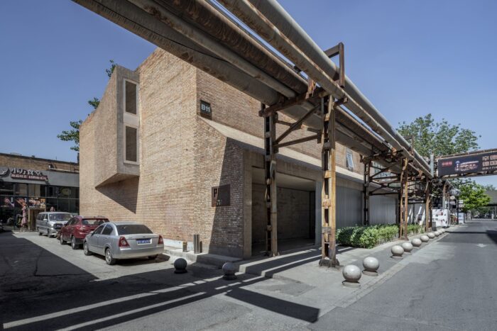 main entrance. Image © Weiqi Jin6