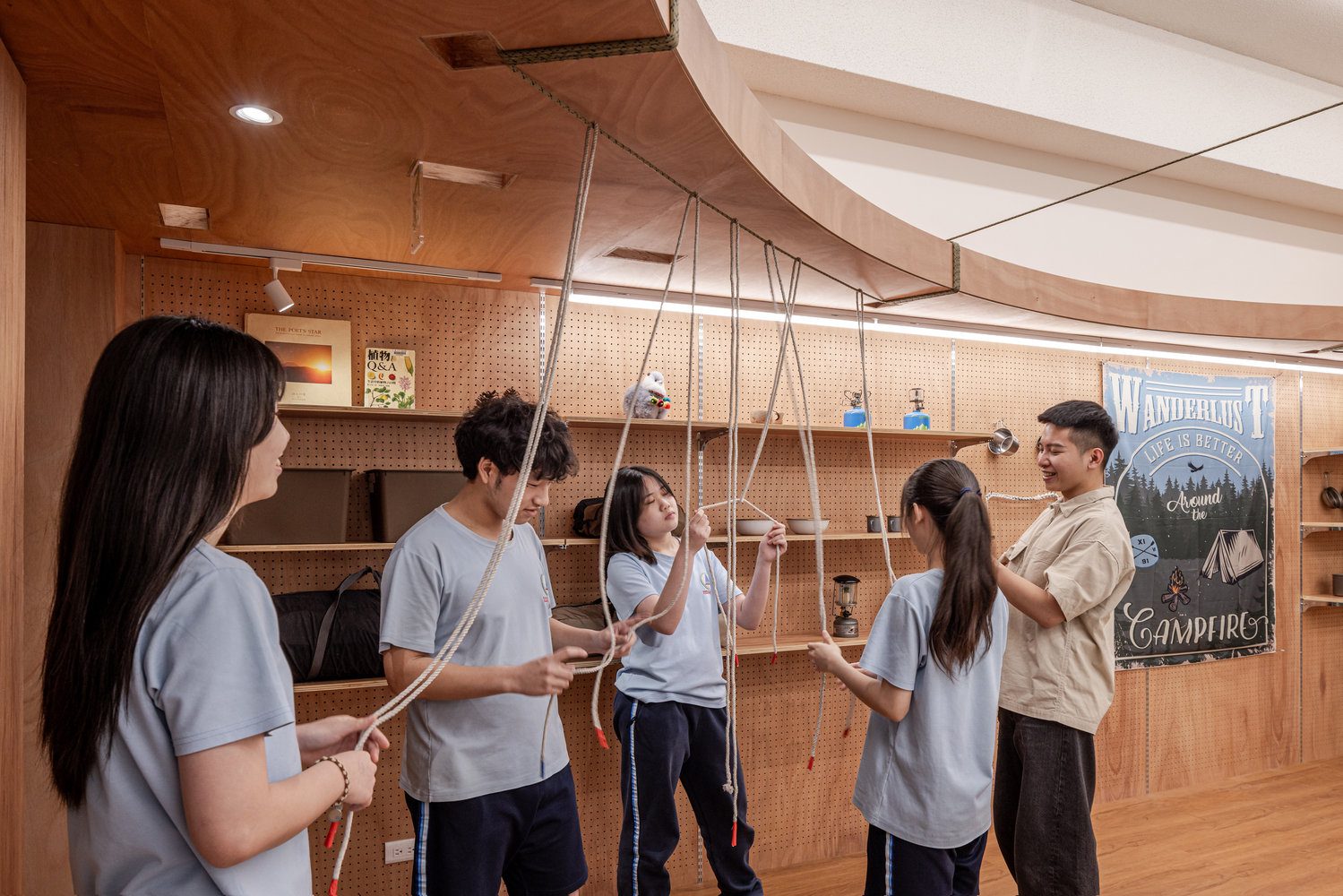 Qingshan Forest Junior High School Classroom 22