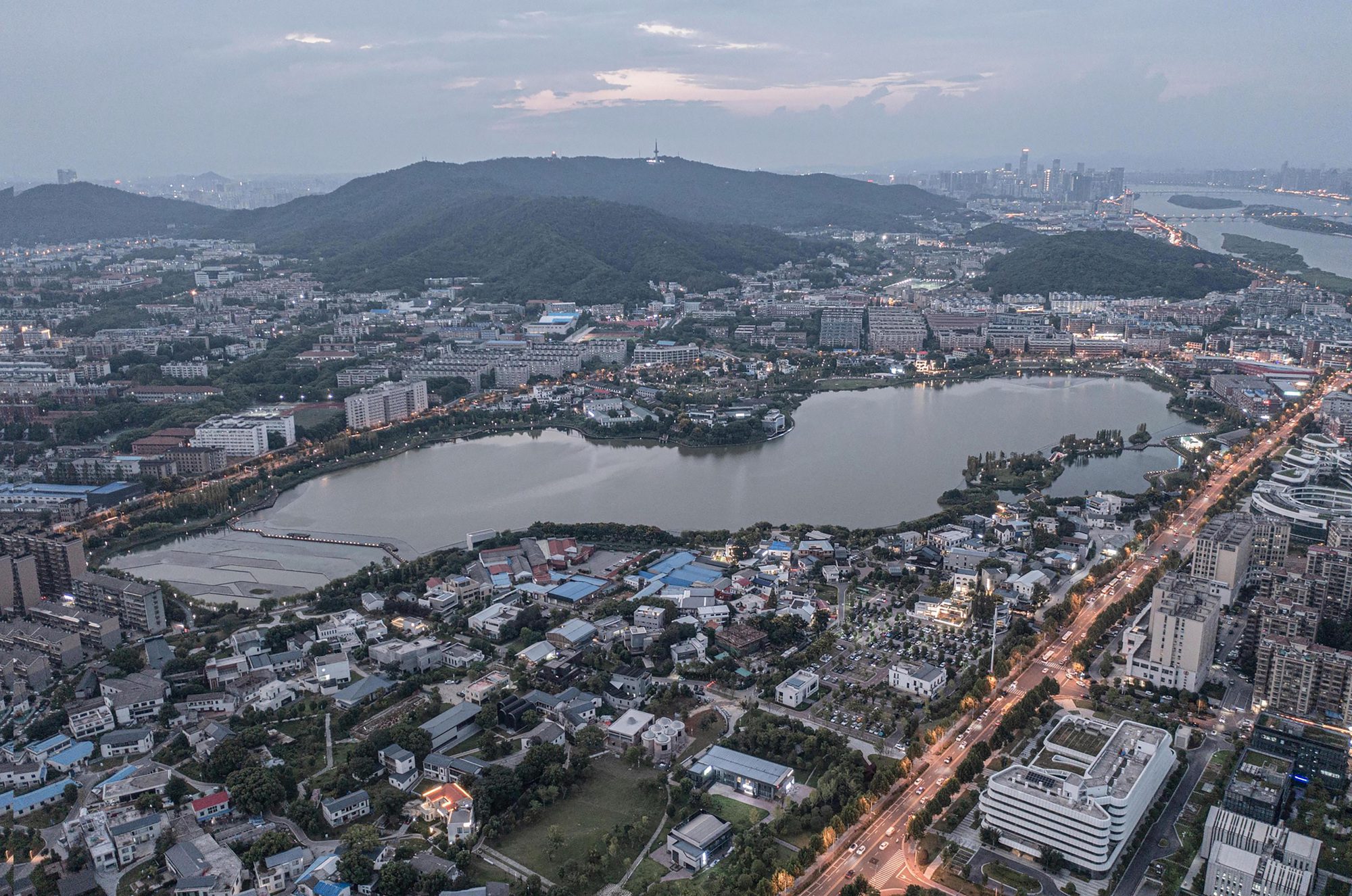 Straw Stack Space in Houhu Art Park