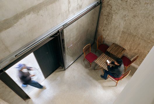 the community on 3rd ceramics street atelier suasua atelier suasua 5 (3)