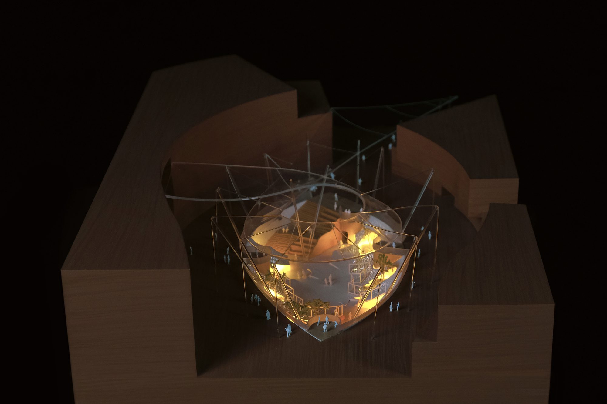 The Floating Courtyard