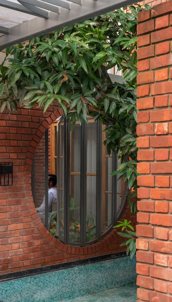 The Gorakhpur Farmhouse