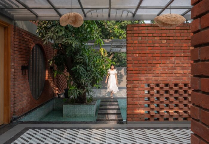 The Gorakhpur Farmhouse