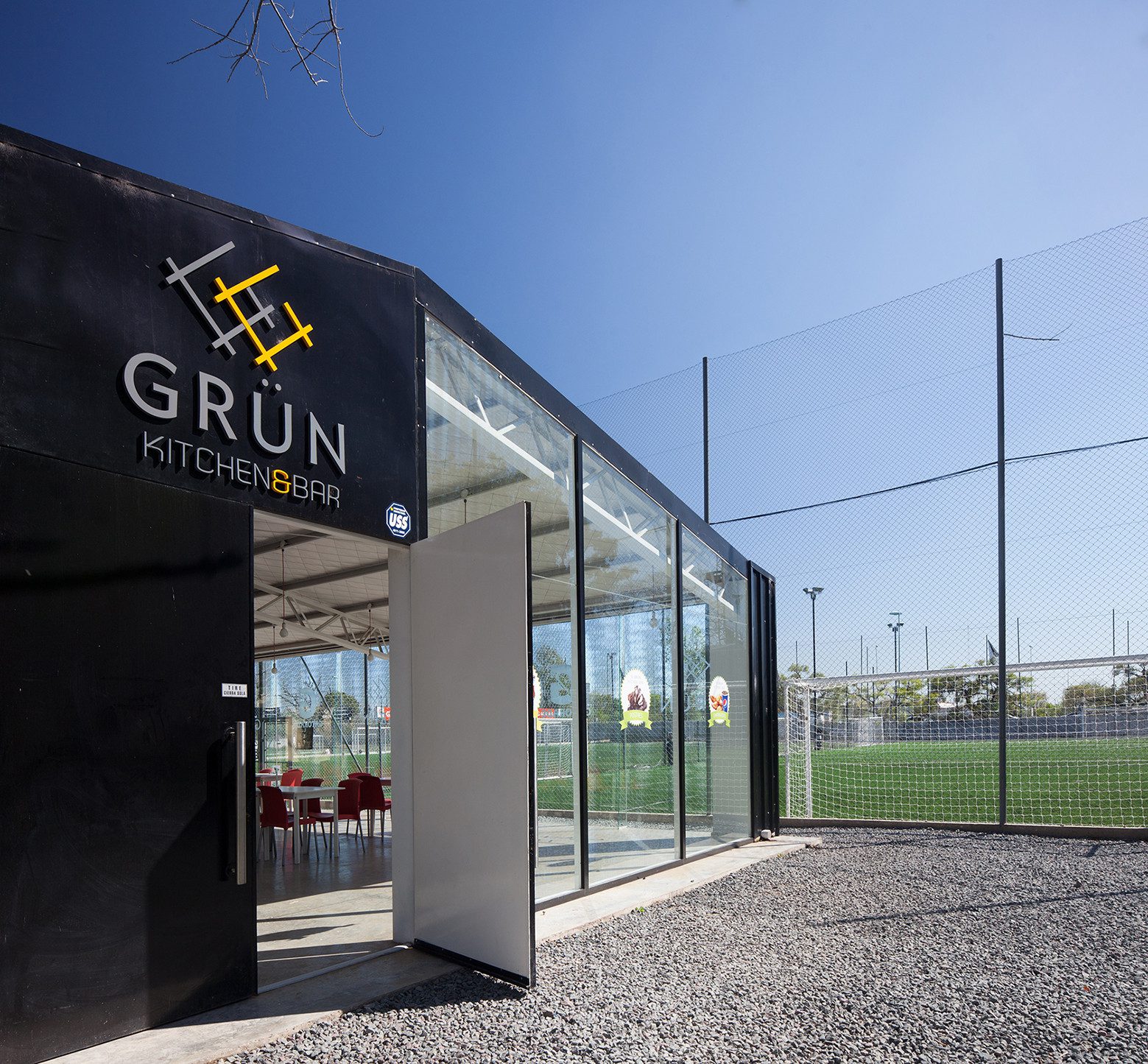 Sports Complex – Grün