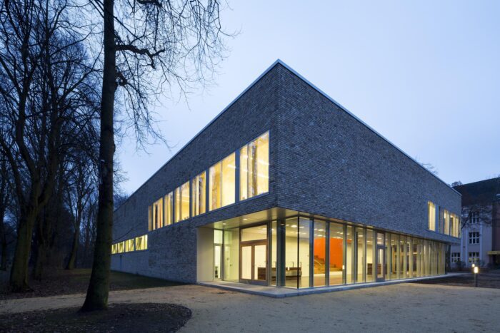 Sprach und Bewegungszentrum | eins:eins architekten