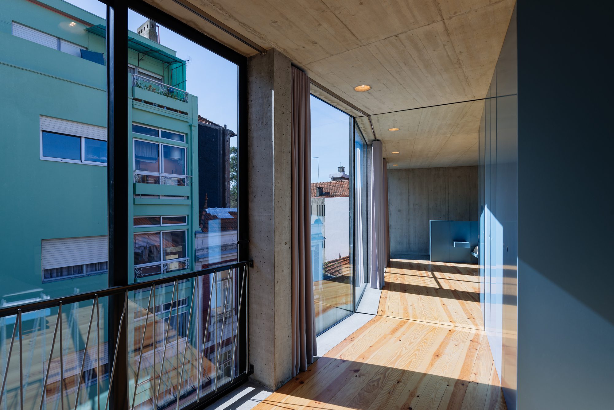 Breiner 310 Residencial Building