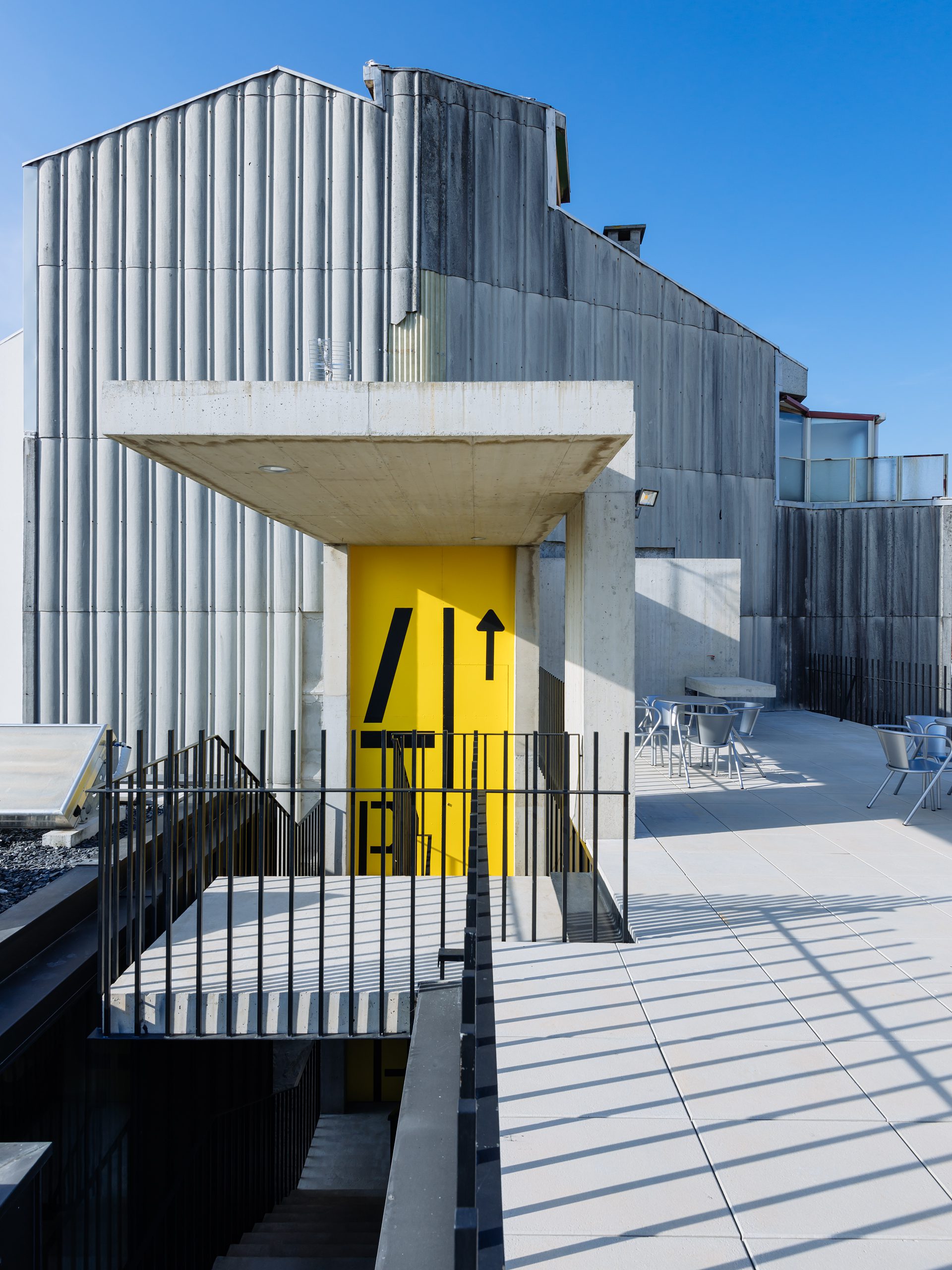 Breiner 310 Residencial Building