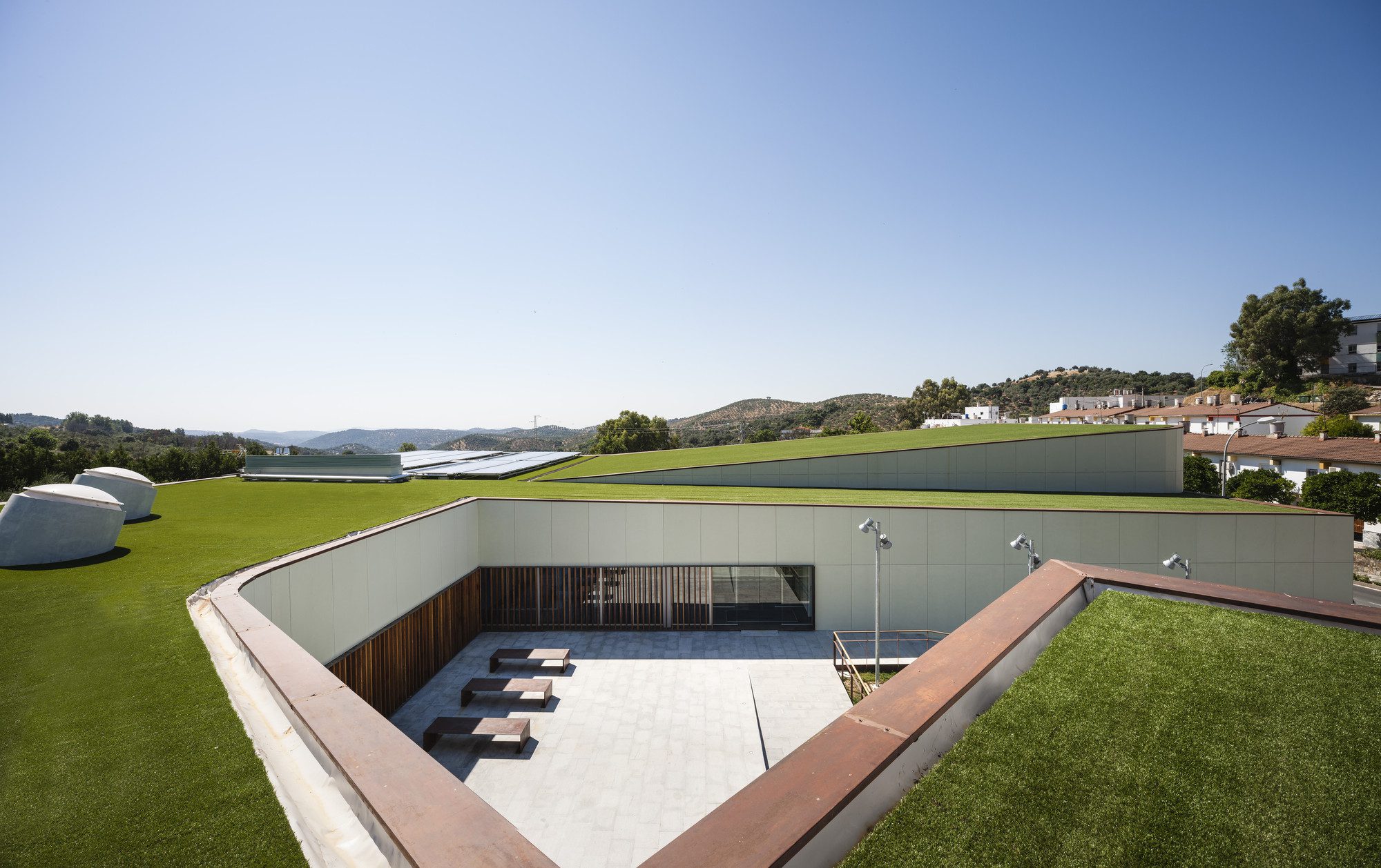 Municipal Indoor Pool in Constantina