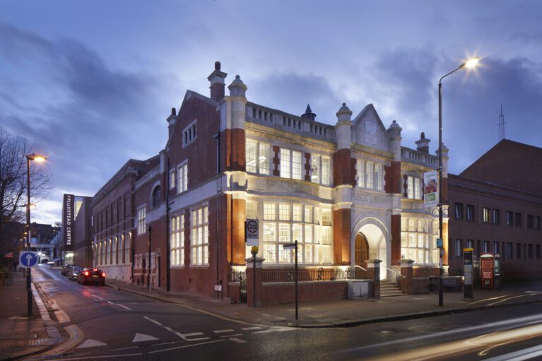 Plumstead Centre | Hawkins\Brown