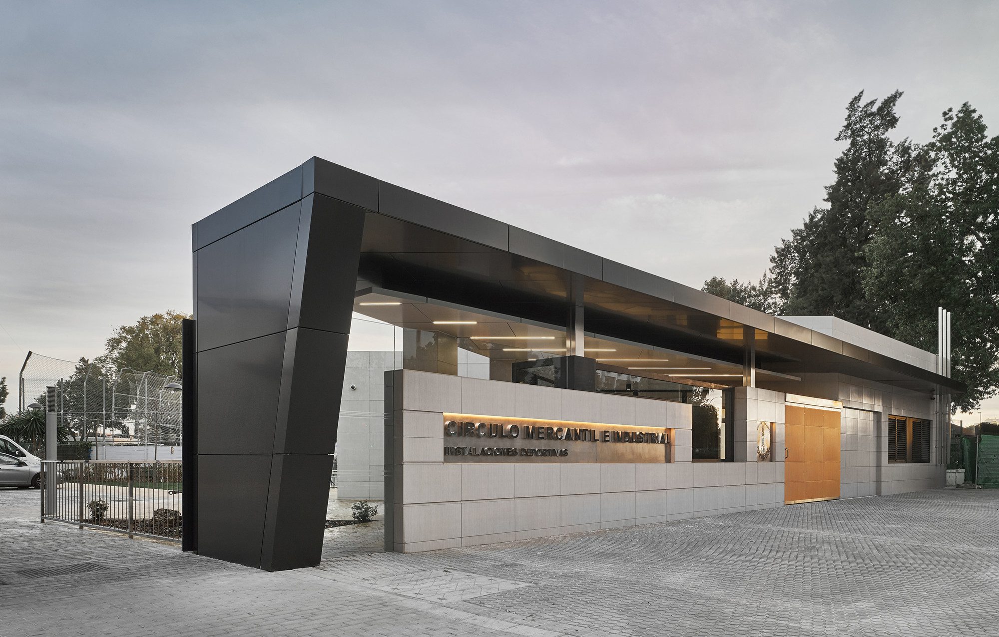 Circulo Mercantil Industrial Sports Center