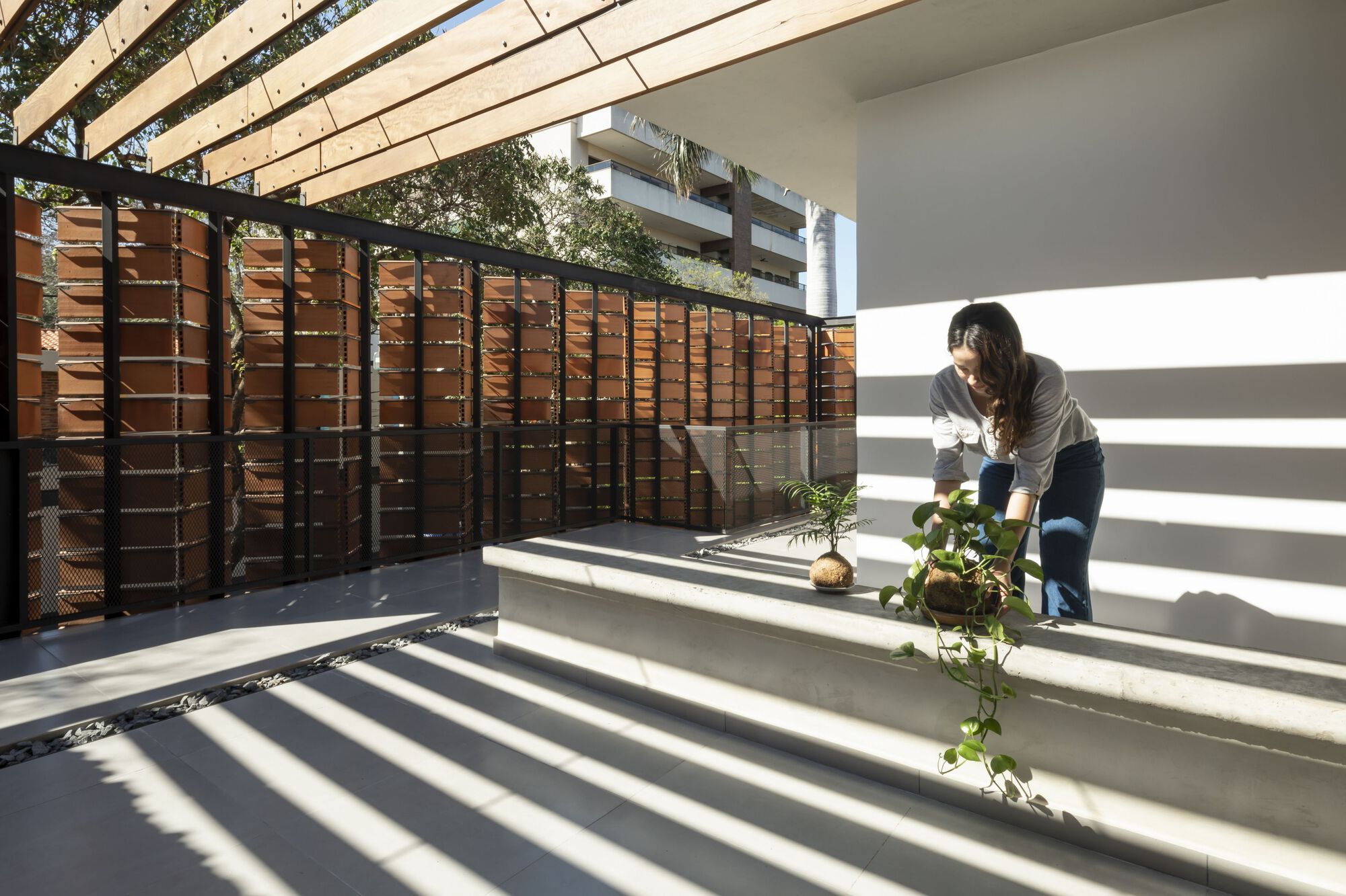 Alas Paraguayas House