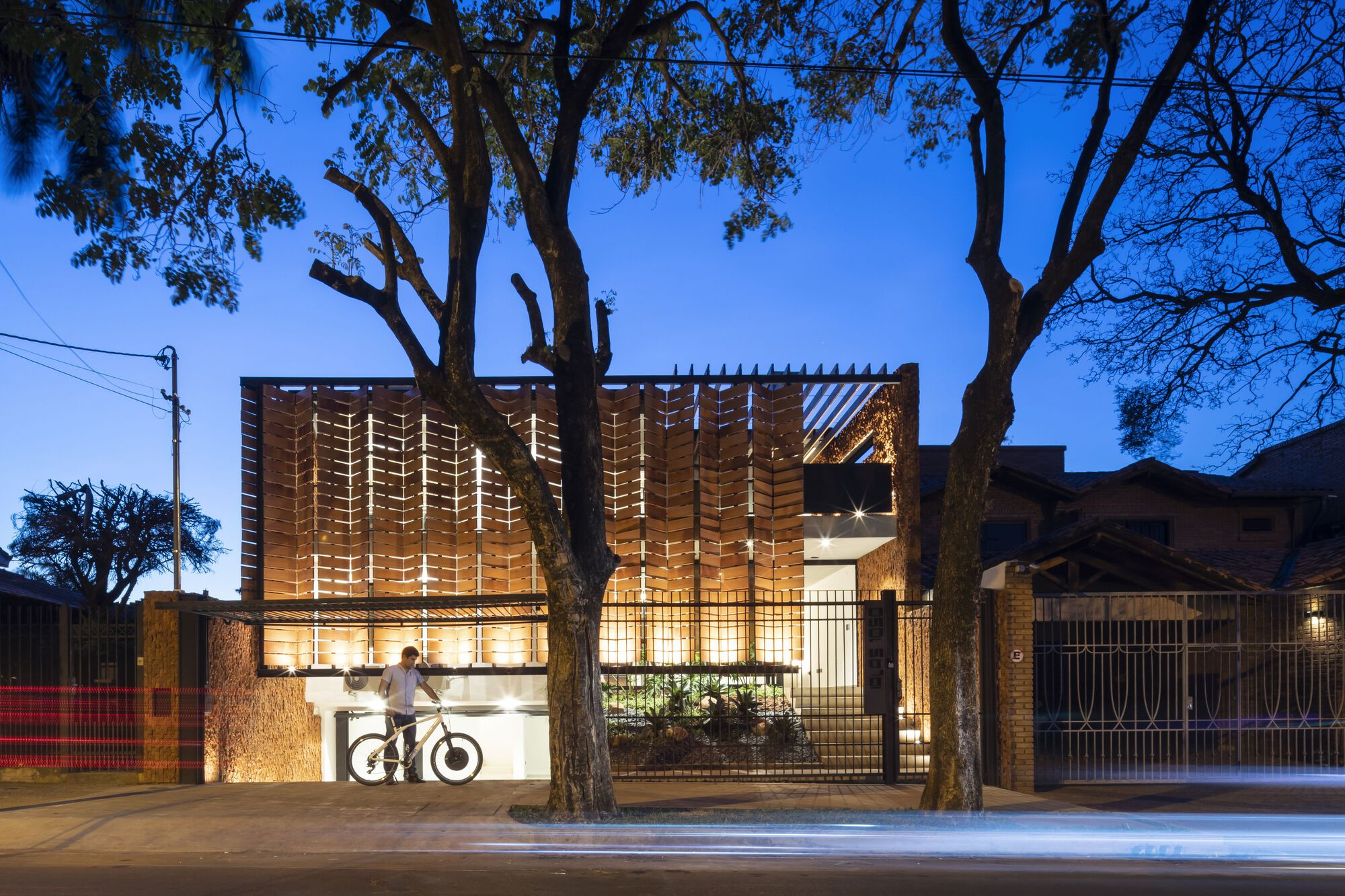 Alas Paraguayas House