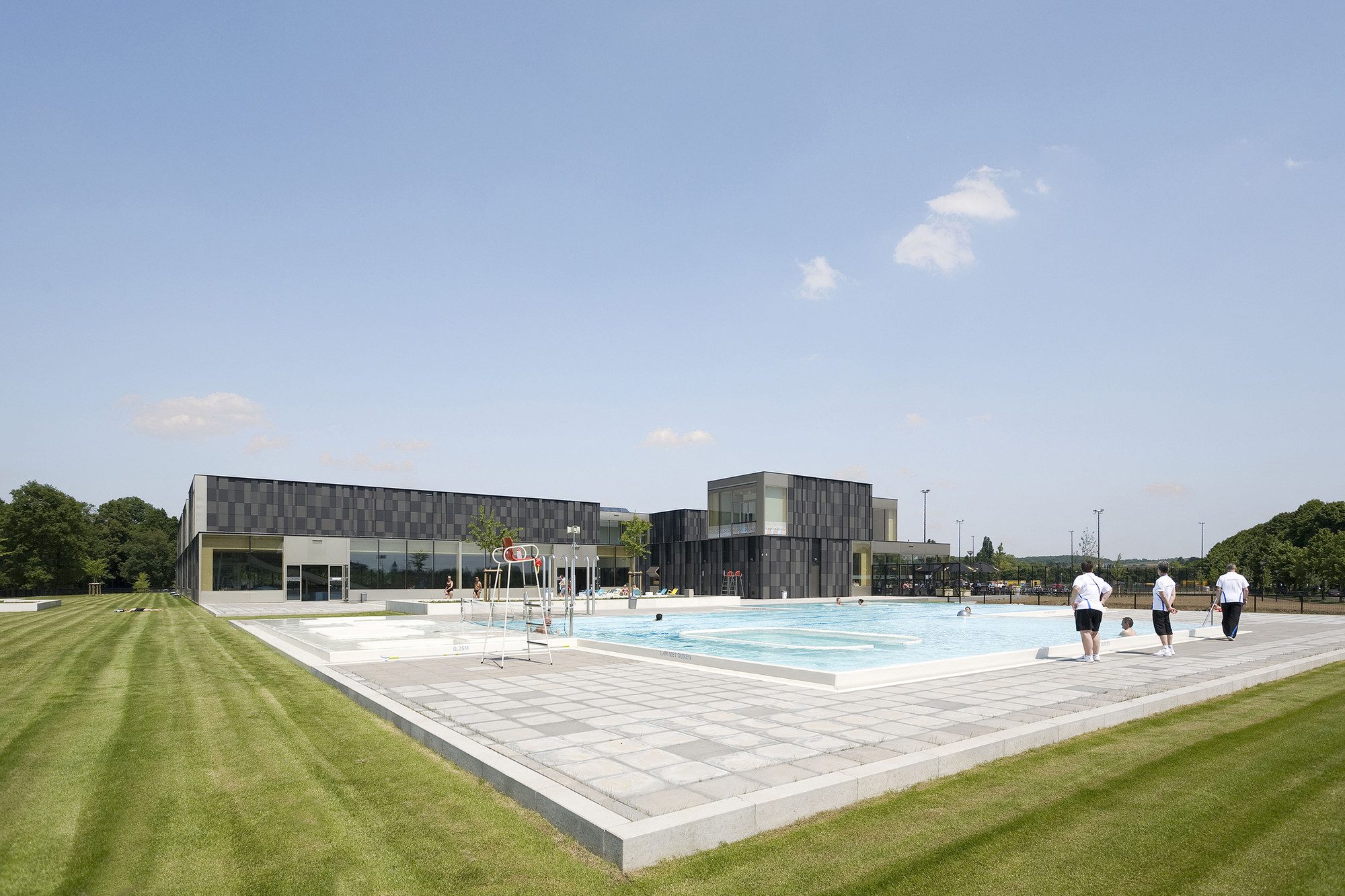 © Marcel van der Burg12