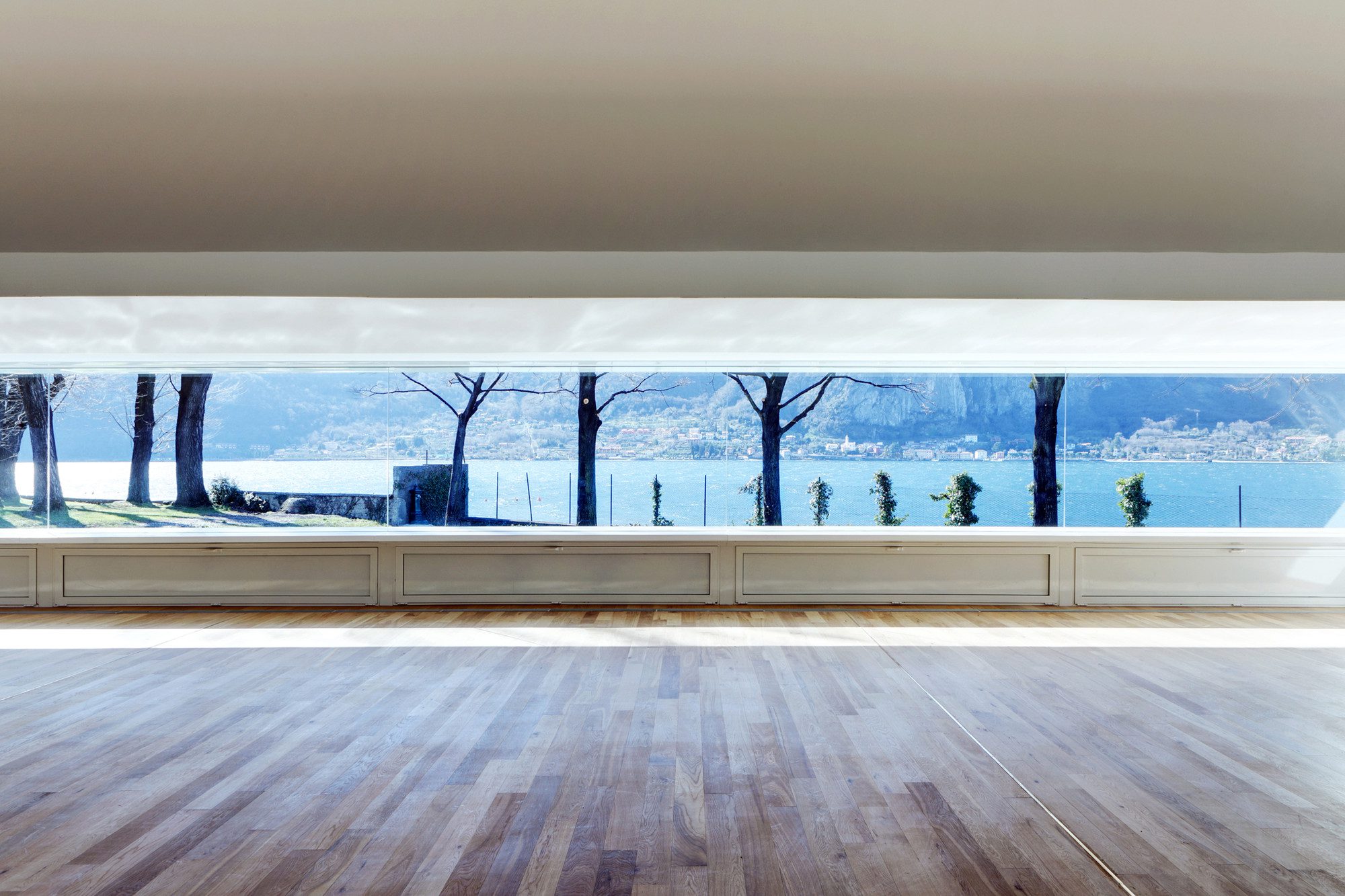 Hall Rowers Moto Guzzi