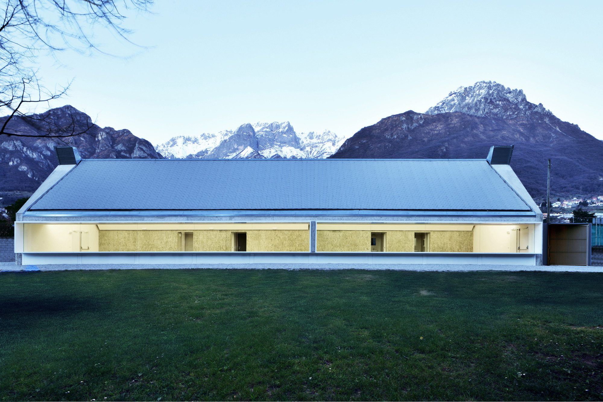 Hall Rowers Moto Guzzi