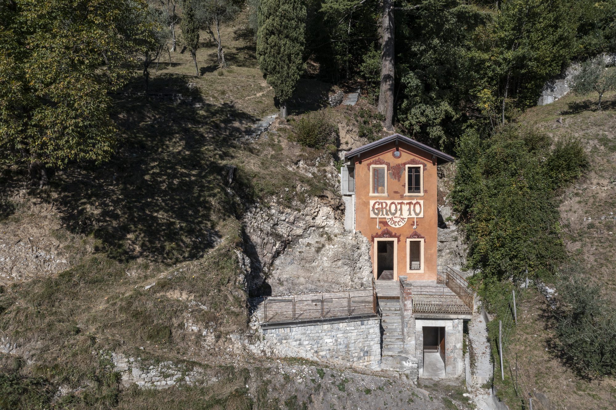 Renovation Grotto della Roccia