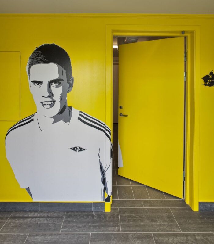 Trond clubhouse