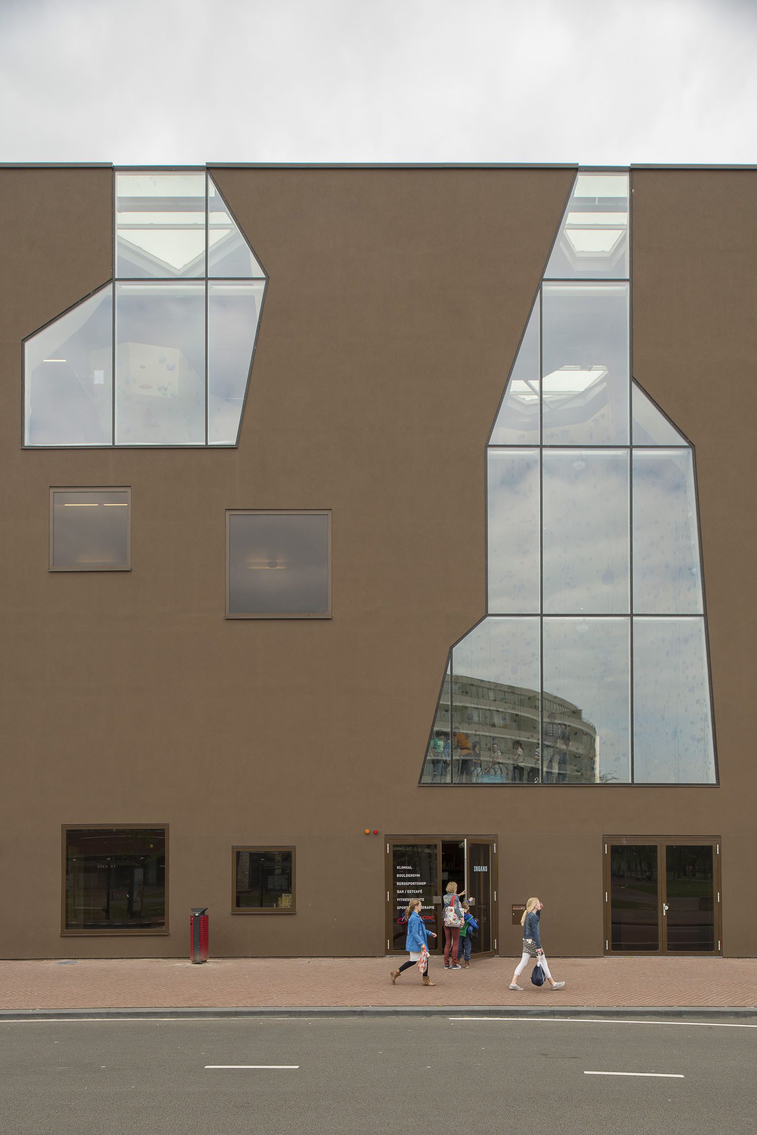 © Ralph Kämena14