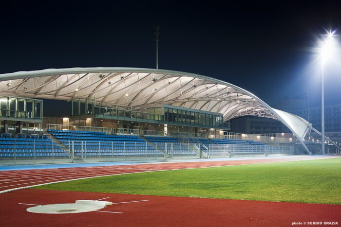 Stade Leo Lagrange | archi5 + Borja Huidobro