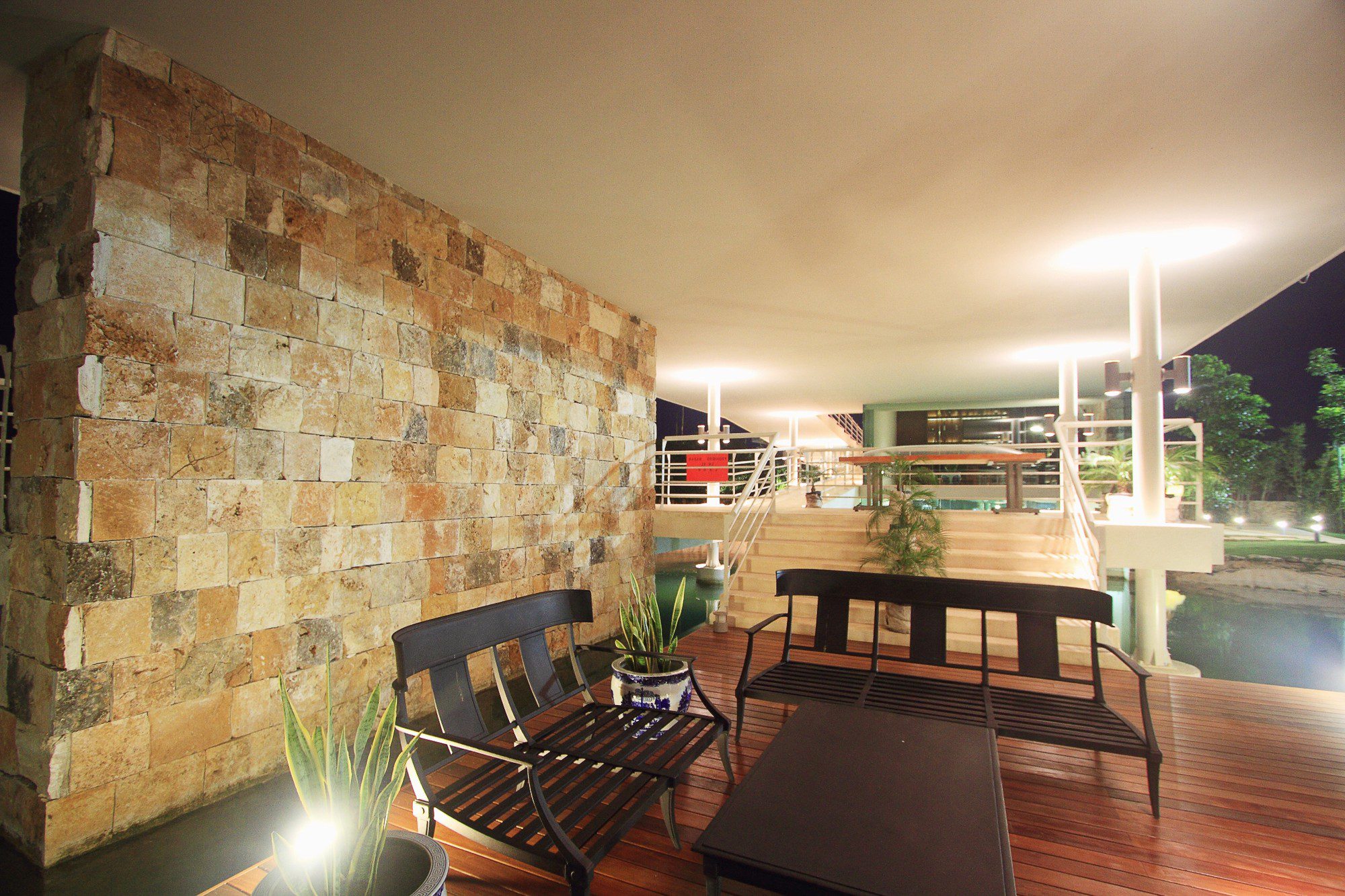 Club House Punta Lago