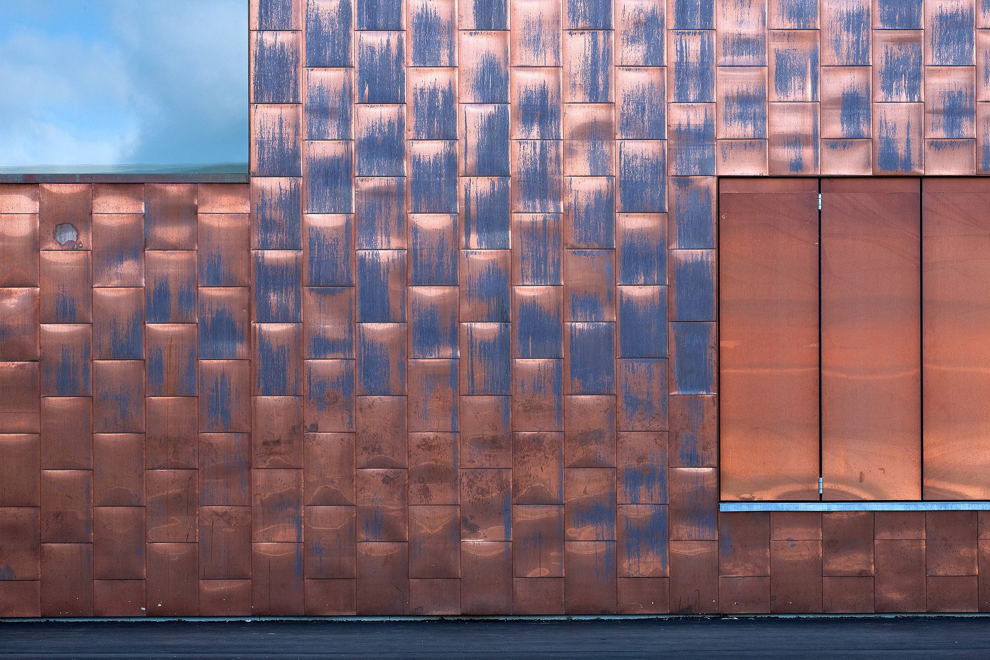 Multipurpose Sports Hall and Secondary School Collège du Léman
